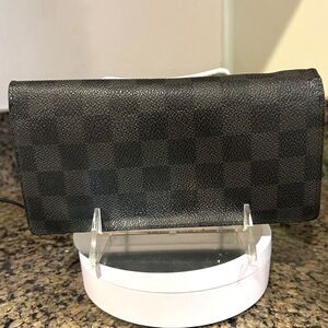Louis Vuitton Damier Graphite Canvas Leather Brazza Wallet - Unisex